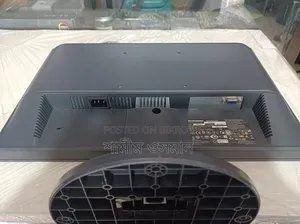 বিক্রির জন্য লেনোভো মনিটর