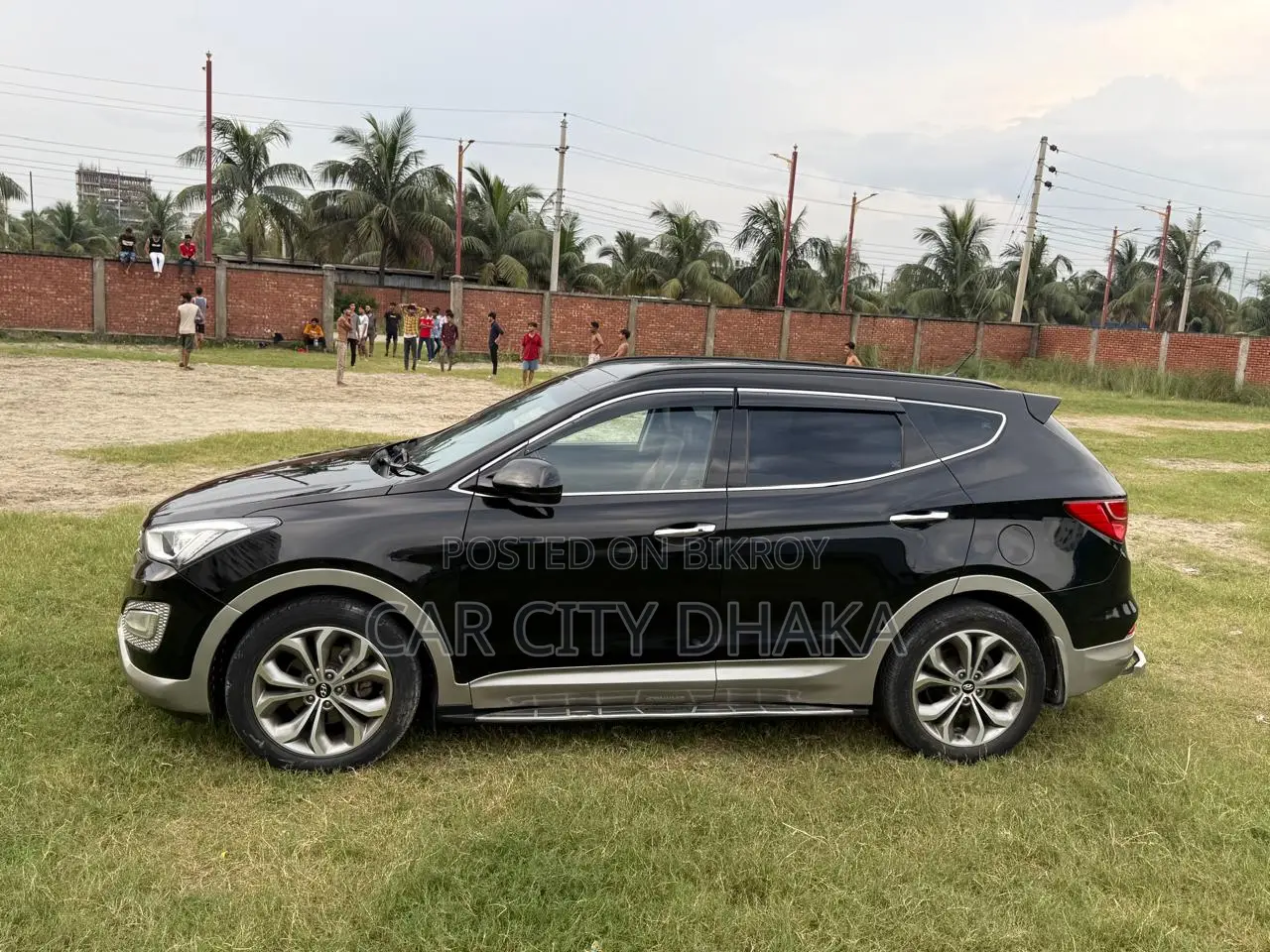 Hyundai Santa Fe 2015 Black