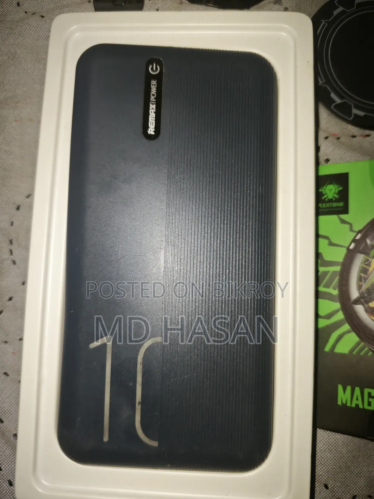 Phone Cooler and 10,000mah Power Bank Remax