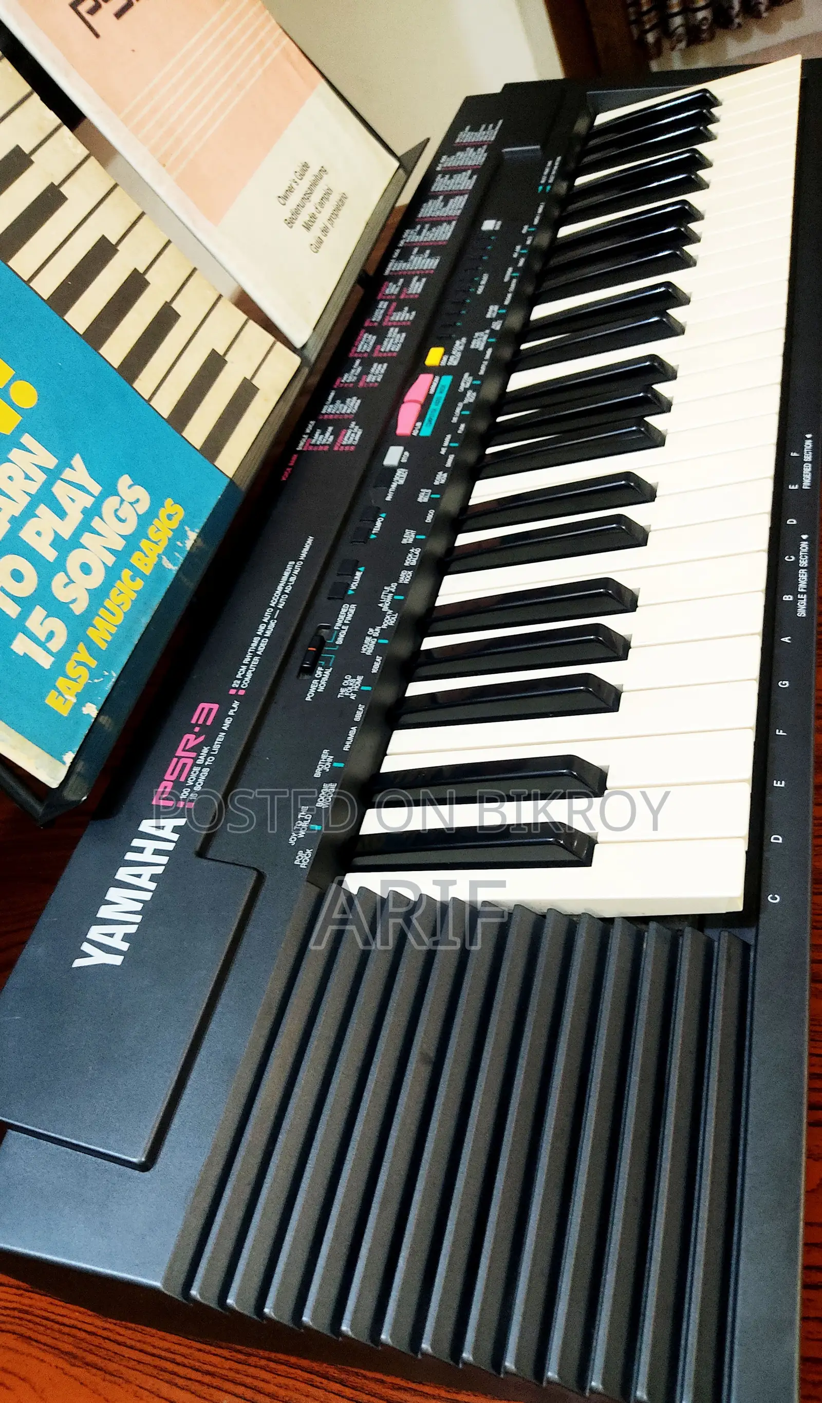 YAMAHA PSR-3 Keyboard (Made in JAPAN)