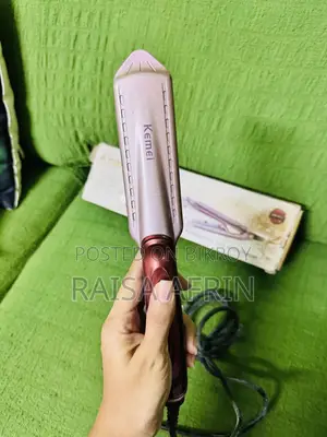 Kemei Professional Hair Straightener