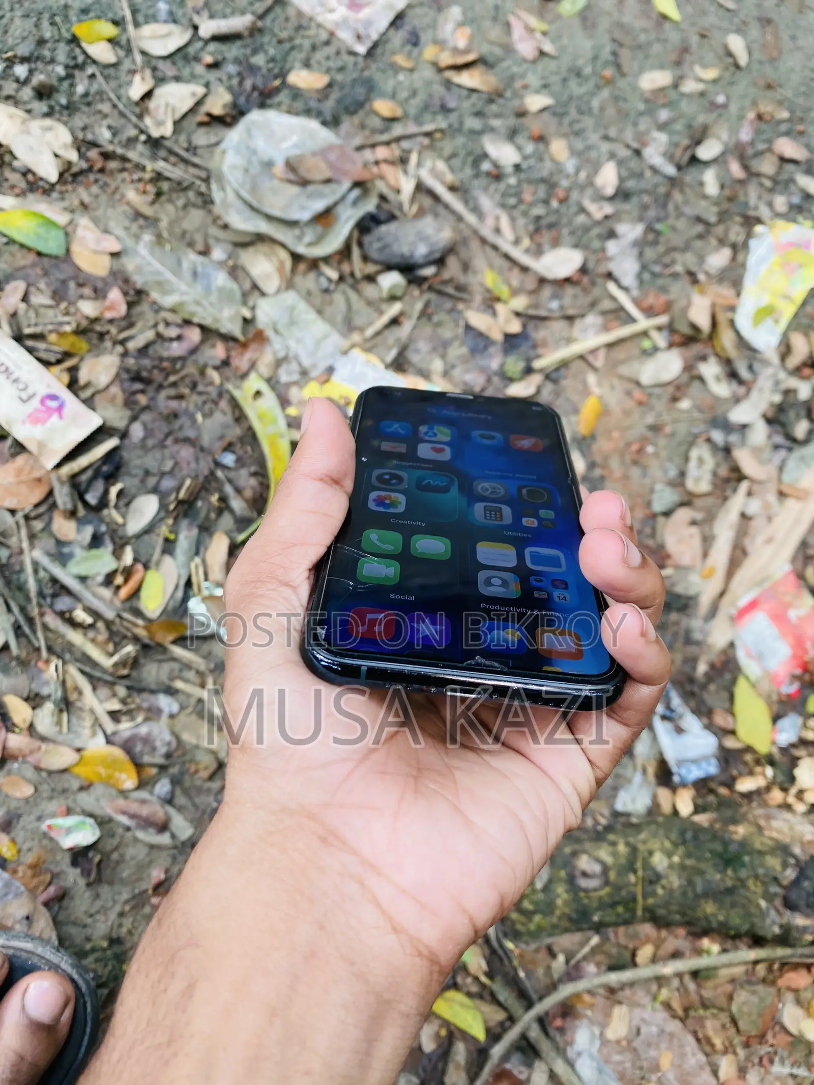 অ্যাপল আইফোন ১১ প্রো ২৫৬ জিবি সবুজ