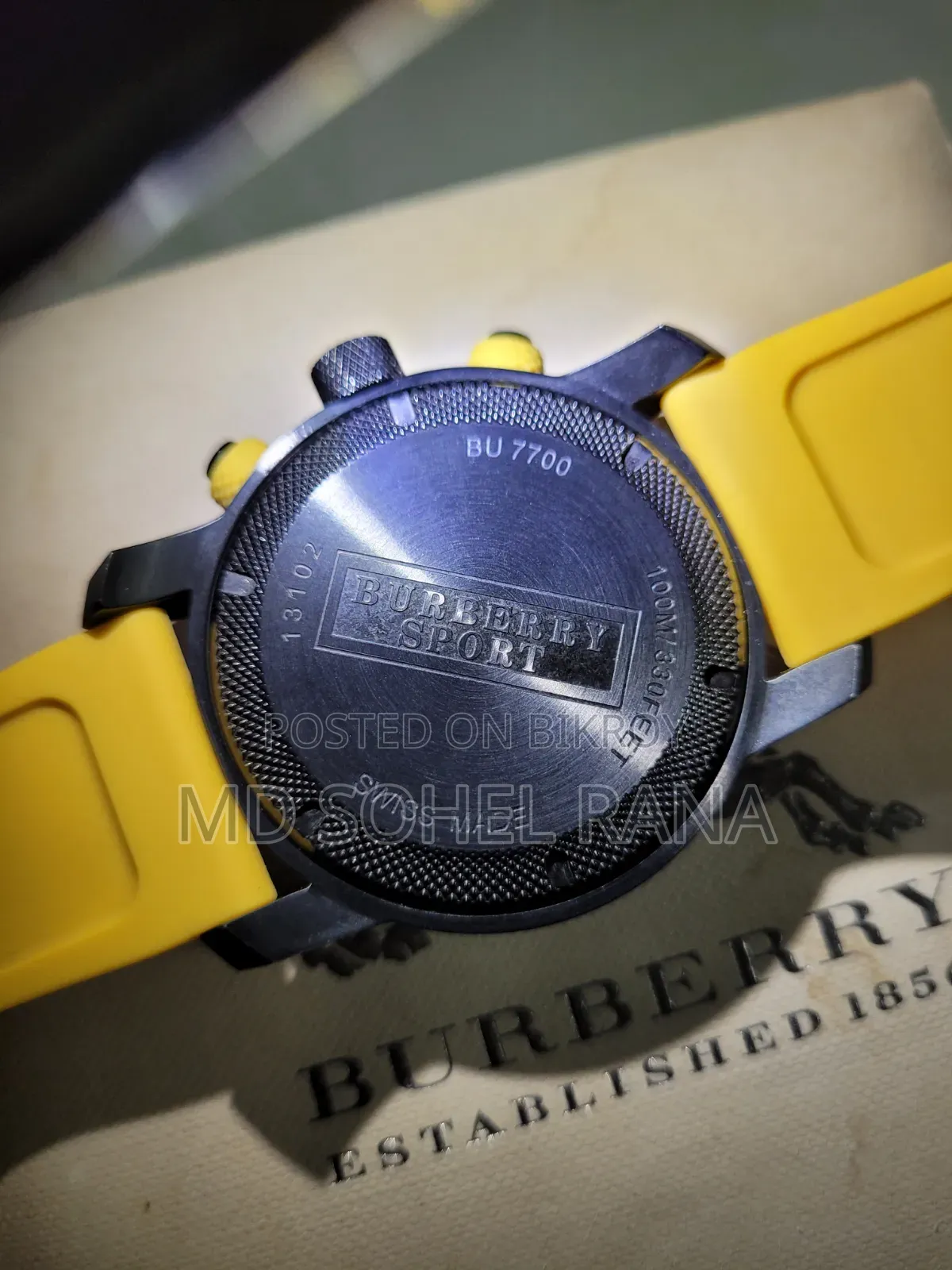 Want to sell a watch, brought from Kuwait. Brand new.