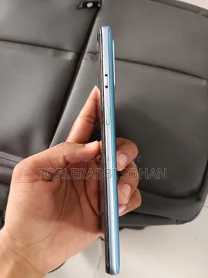 ওয়ানপ্লাস ৯আর ২৫৬ জিবি নীল