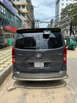 ভাড়ার জন্য হোন্ডা এইচ ১