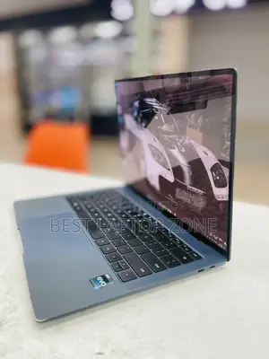 Laptop Huawei MateBook 13 WRT-W29E 16GB Intel Core I7 SSD 1T