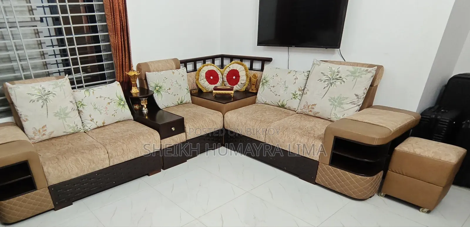 সোফা বিক্রয় হইবে