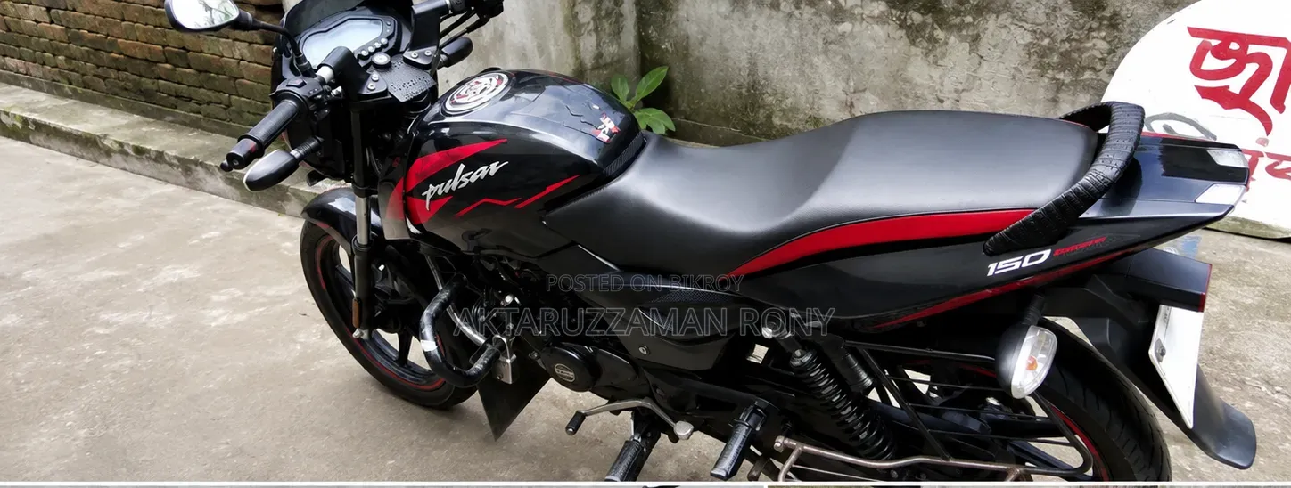 বাজাজ পালসার ১৫০ ২০২২ কালো