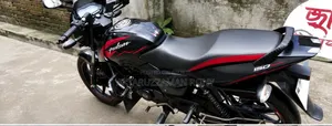 বাজাজ পালসার ১৫০ ২০২২ কালো