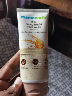 Mama Earth Face Wash