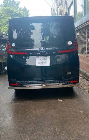 নোহা এক্স ভাড়ার জন্য