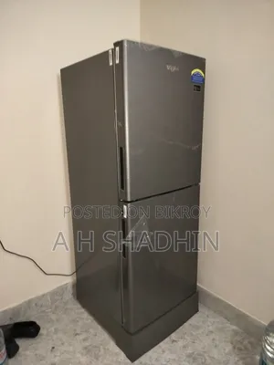 হুইলপুল ফ্রিজ ২৩৬ লিটার
