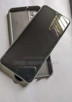 Samsung Galaxy Buddy 2 128 GB Green