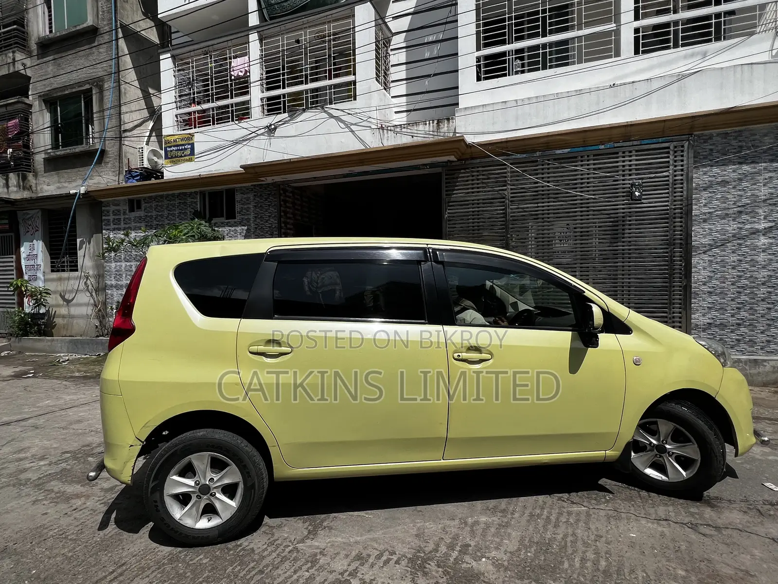 Toyota Passo Sette 1.5 Four Wheel Drive 2009 Yellow