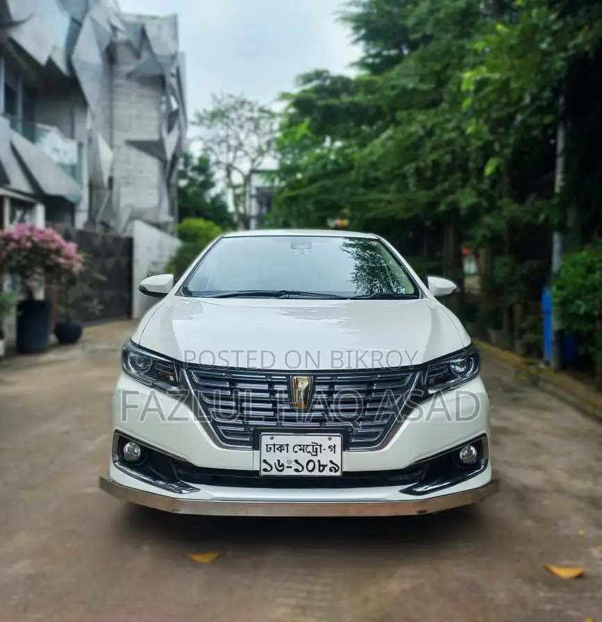 টয়োটা প্রিমিও ১.৫ এফডব্লিউডি ২০১৭ পার্ল