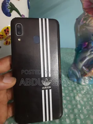 Samsung Galaxy A20 32 GB Blue