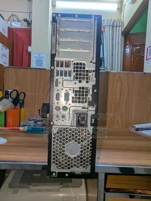 Desktop Computer HP 4GB Intel Core i5 SSD 128GB