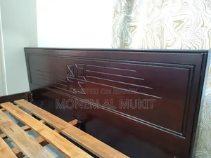 একদম নতুন MDF বেড ৫×৭ ফুট | জুলাই ২০২৬-এ কেনা, অব্যবহৃত