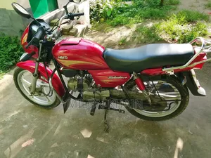 হিরো স্প্লেন্ডার প্লাস স্পোর্টস ২০১৭ কমলা