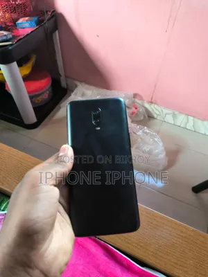 OnePlus 6T 128 GB Black