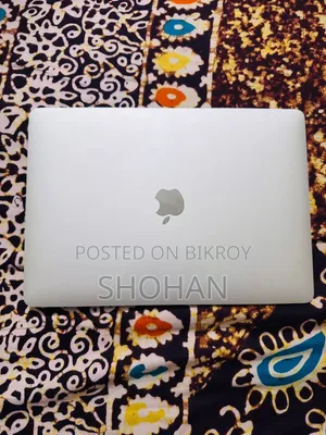 New Laptop Apple MacBook 2020 8GB Intel Core I5 SSD 512GB