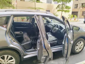 Nissan X-Trail 2016 Gray