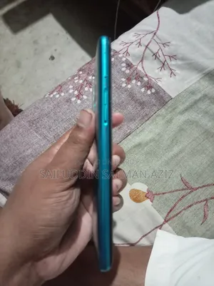 রিয়েলমি ৫আই ৬৪ জিবি নীল