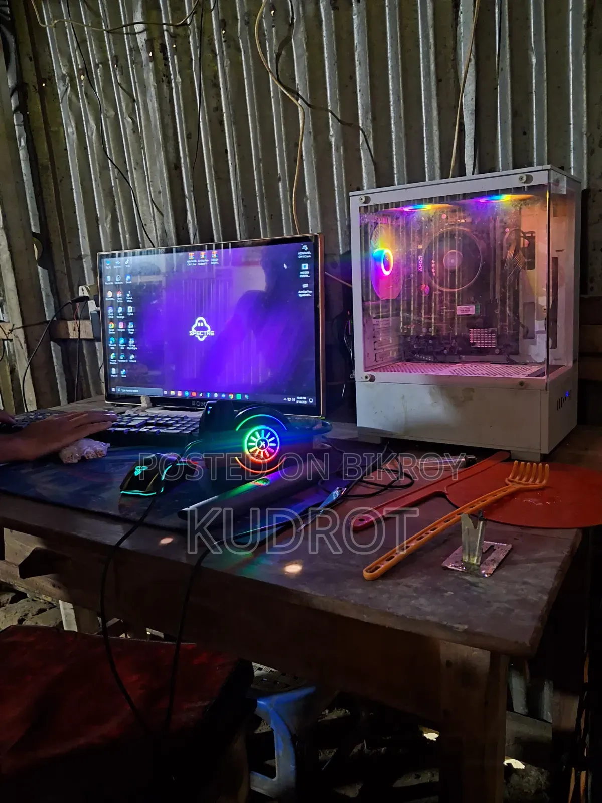 Desktop Computer 16GB AMD Ryzen 5 SSD 250GB