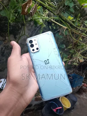 ওয়ানপ্লাস ৯আর ২৫৬ জিবি