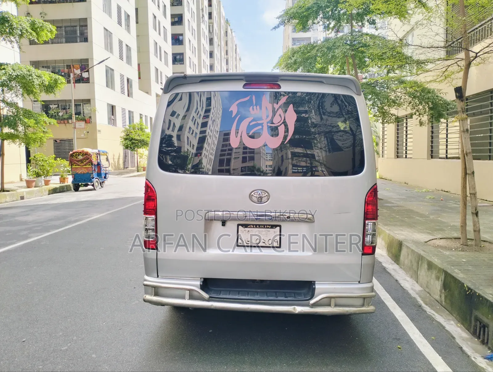 Toyota Grand HiAce 2000 Silver