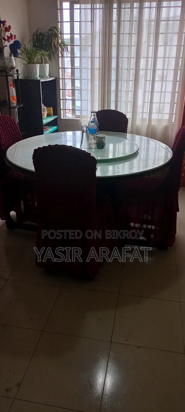 গোল ডাইনিং টেবিল বিক্রির জন্য