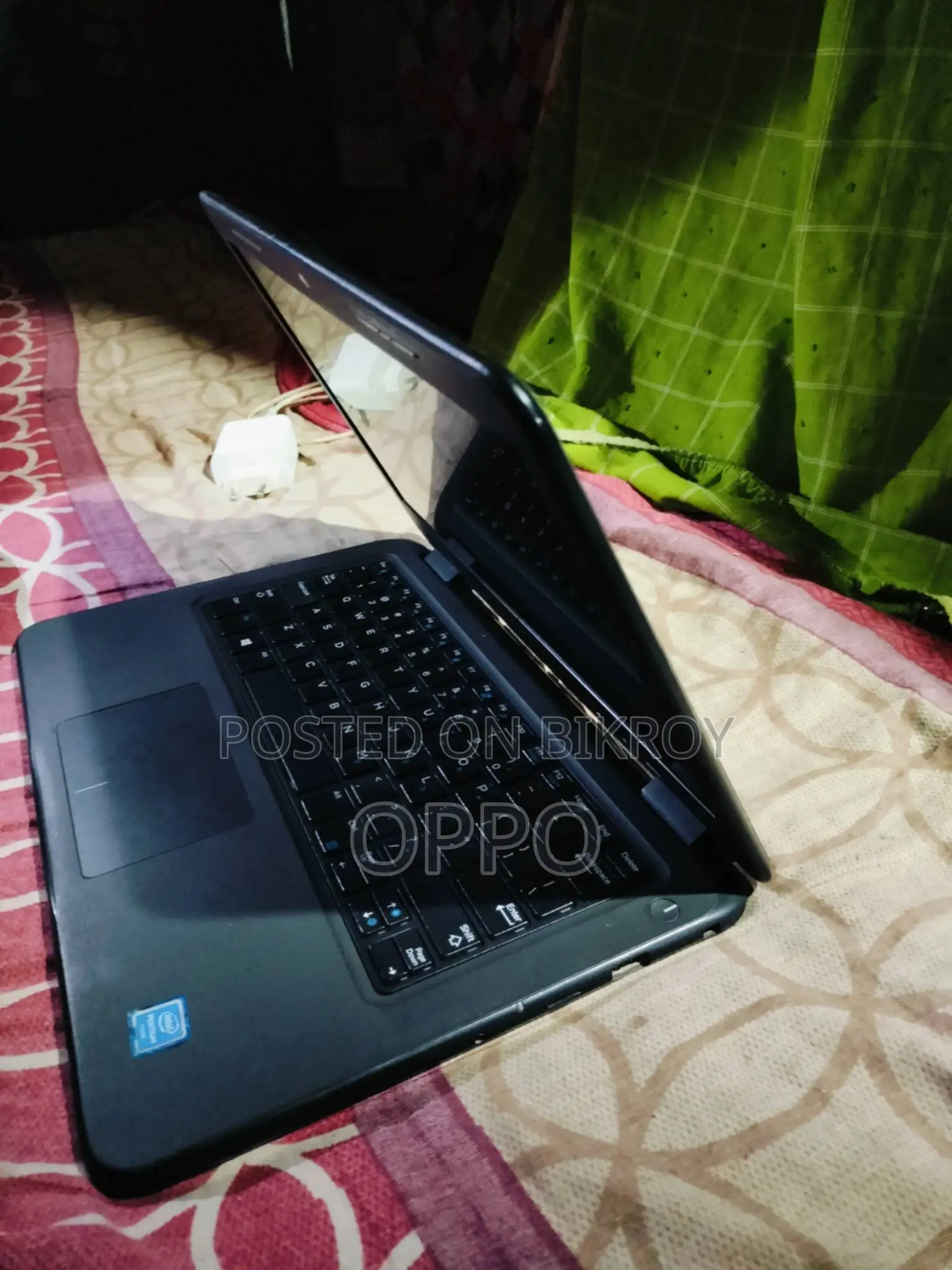 Laptop Dell Latitude 3300 4GB Intel Pentium SSD 128GB