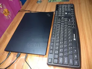Laptop Lenovo ThinkPad X280 8GB Intel Core i5 HDD+SSD 256GB