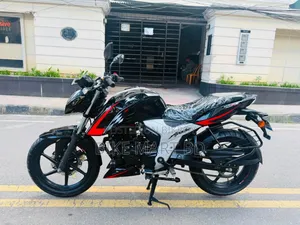 TVS Apache RTR 160 4V 2023 Black