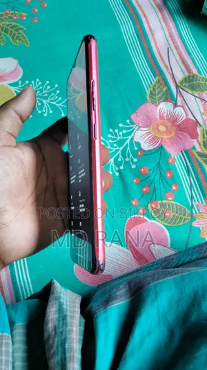রিয়েলমি সি১২ ৩২ জিবি লাল