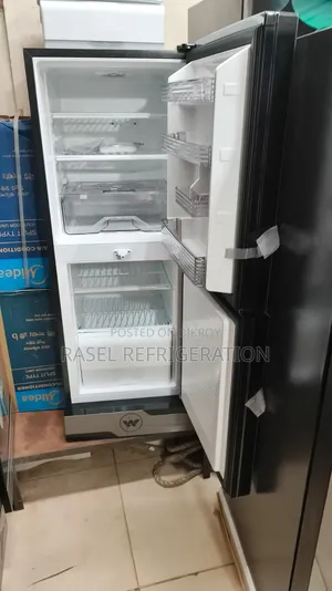 Walton 207 Litre Refrigerator Model WFD-1h5-Gdel at 33% Discount.
