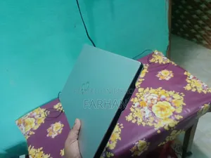 ল্যাপটপ ফুজিতসু ৪ জিবি ইন্টেল কোর আই৫ এসএসডি ২৫৬ জিবি