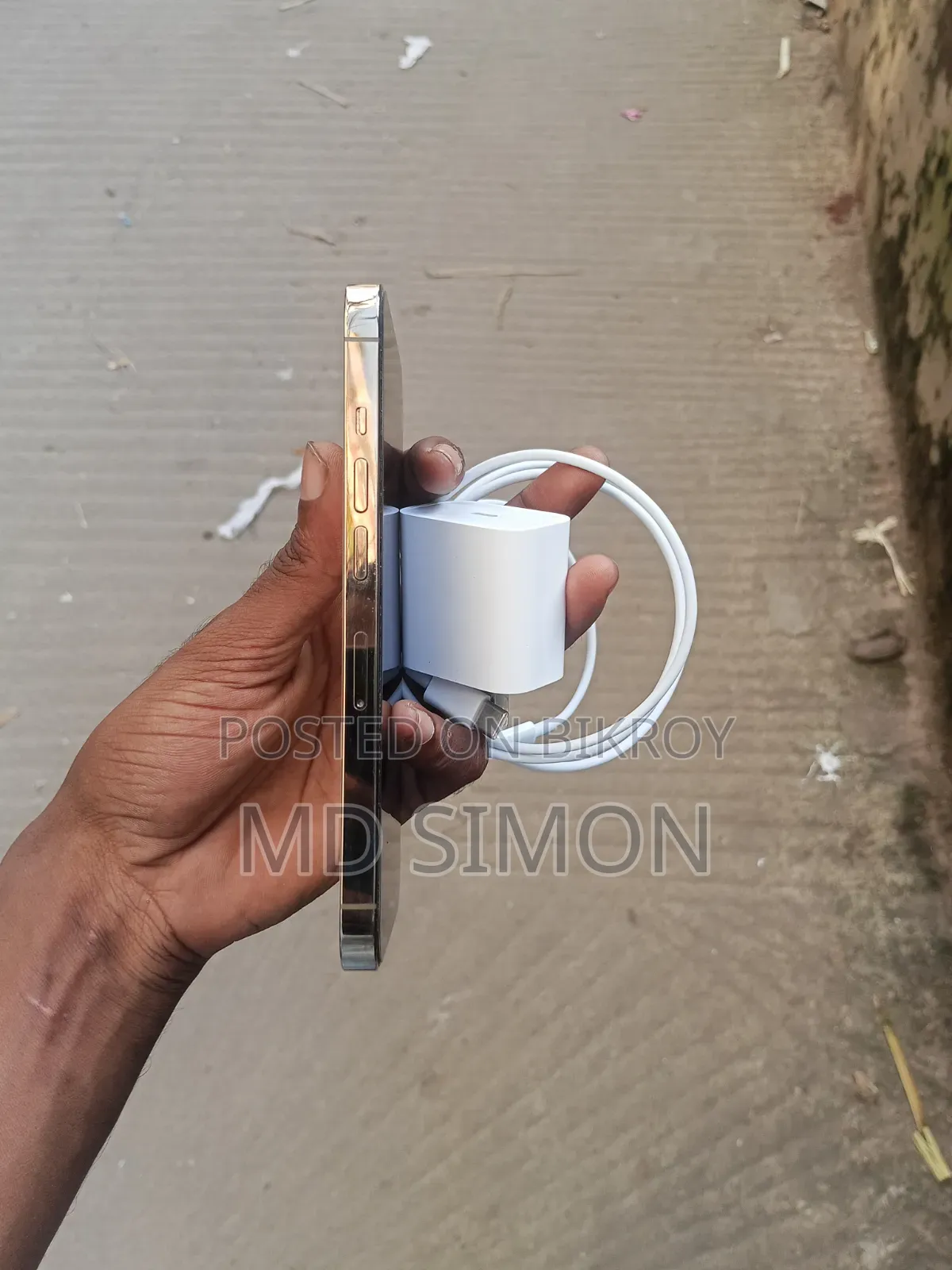 অ্যাপল আইফোন ১৩ প্রো ১২৮ জিবি গোল্ড