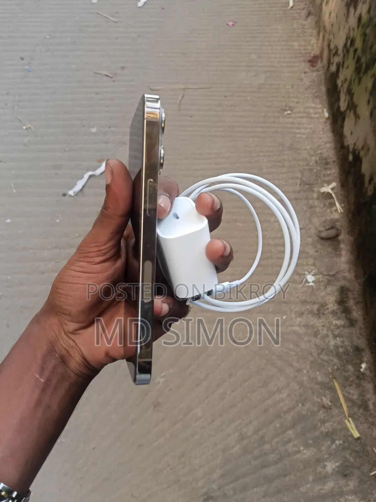 অ্যাপল আইফোন ১৩ প্রো ১২৮ জিবি গোল্ড