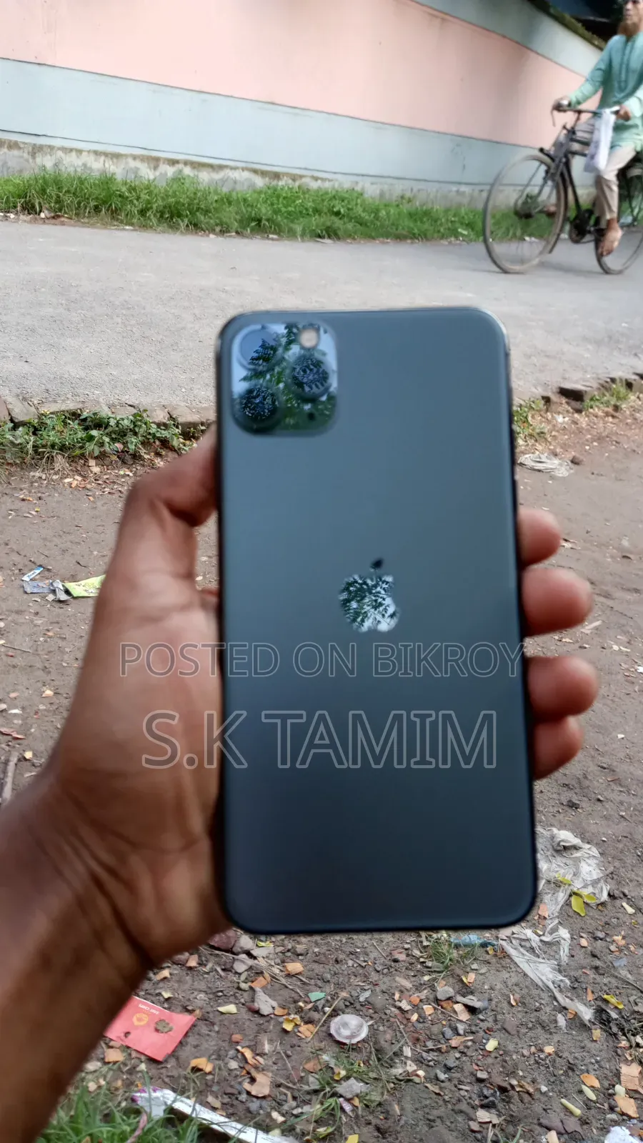 অ্যাপল আইফোন ১১ প্রো ম্যাক্স ৬৪ জিবি ব্ল্যাক