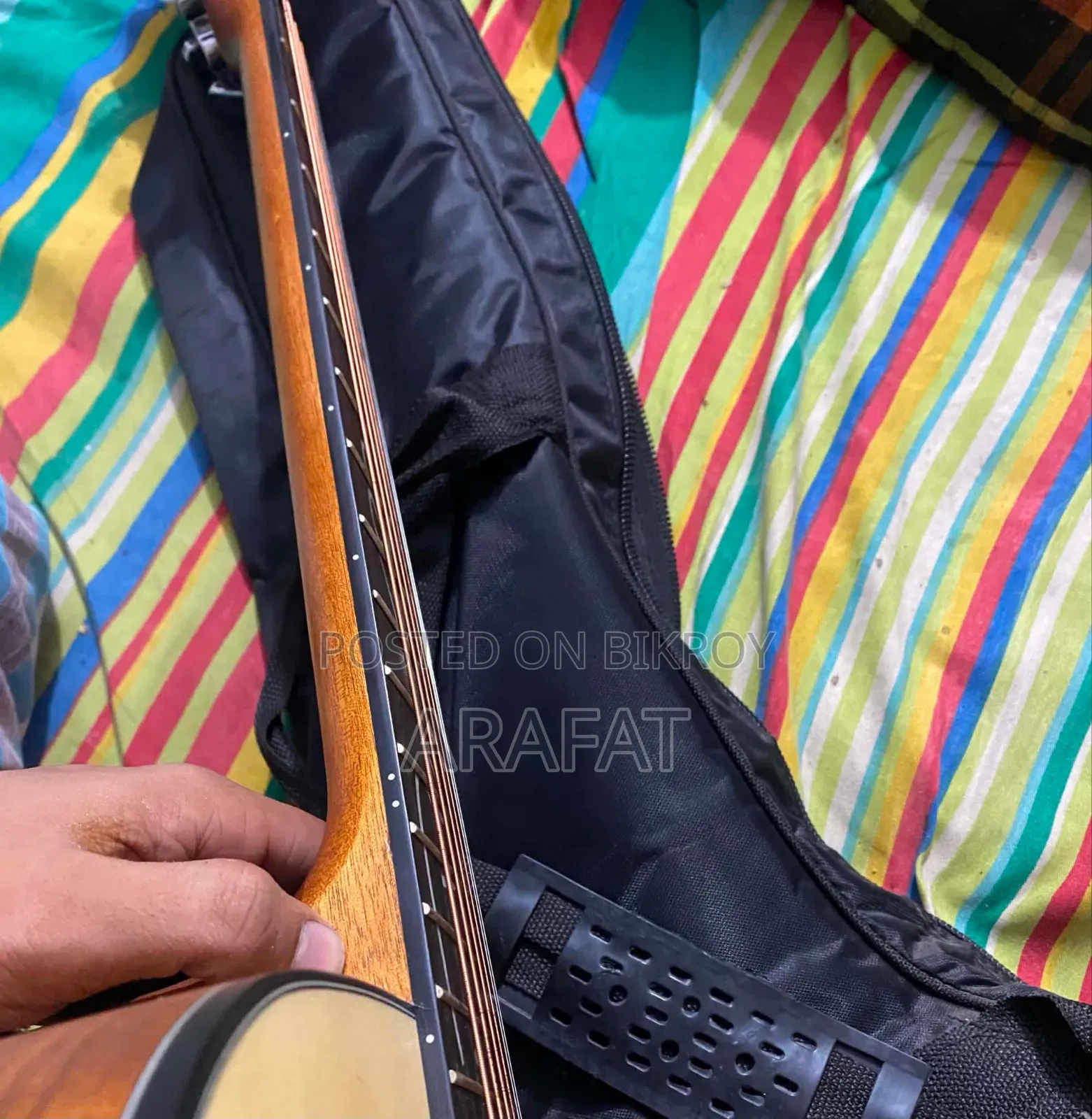Parker Ls-570 গিটার বিক্রয়ের জন্য