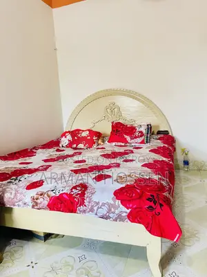 Original Teak Wood Bed 6/7 Feet in Chattogram