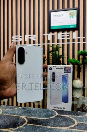 স্যামসাং গ্যালাক্সি এ৩৬ ১২৮ জিবি হোয়াইট