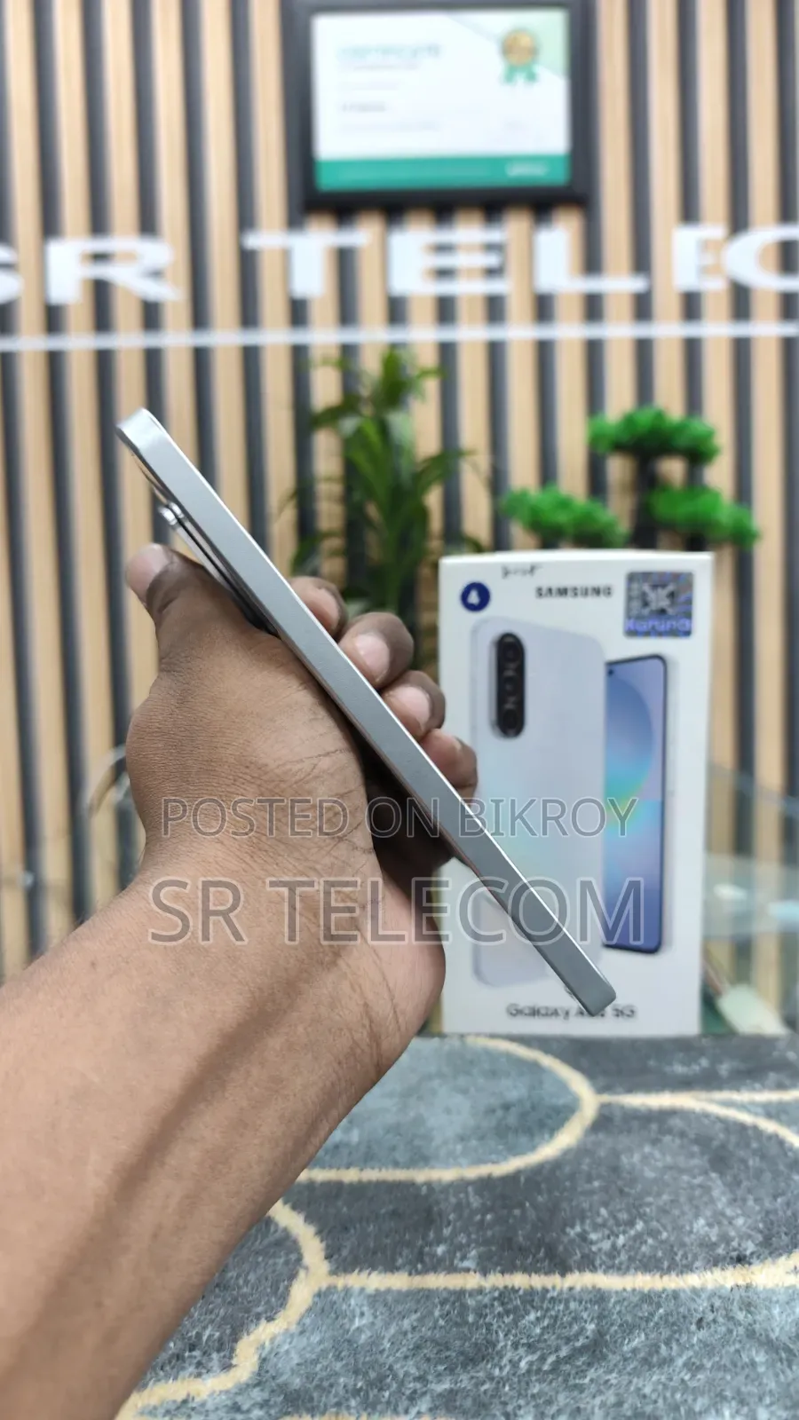 স্যামসাং গ্যালাক্সি এ৩৬ ১২৮ জিবি হোয়াইট