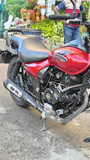 Bajaj Avenger 160 Street 2021 Red