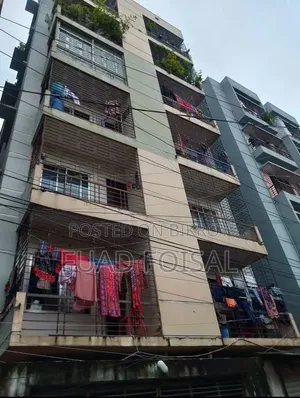 অল্প ব্যবহৃত আদাবরে ১৪০০ স্কয়ার ফিট ফ্ল্যাট