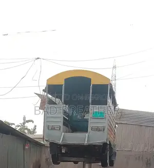 ইসুজু প্রেস্টিজ ২৫১৫ ২০১৬ হোয়াইট
