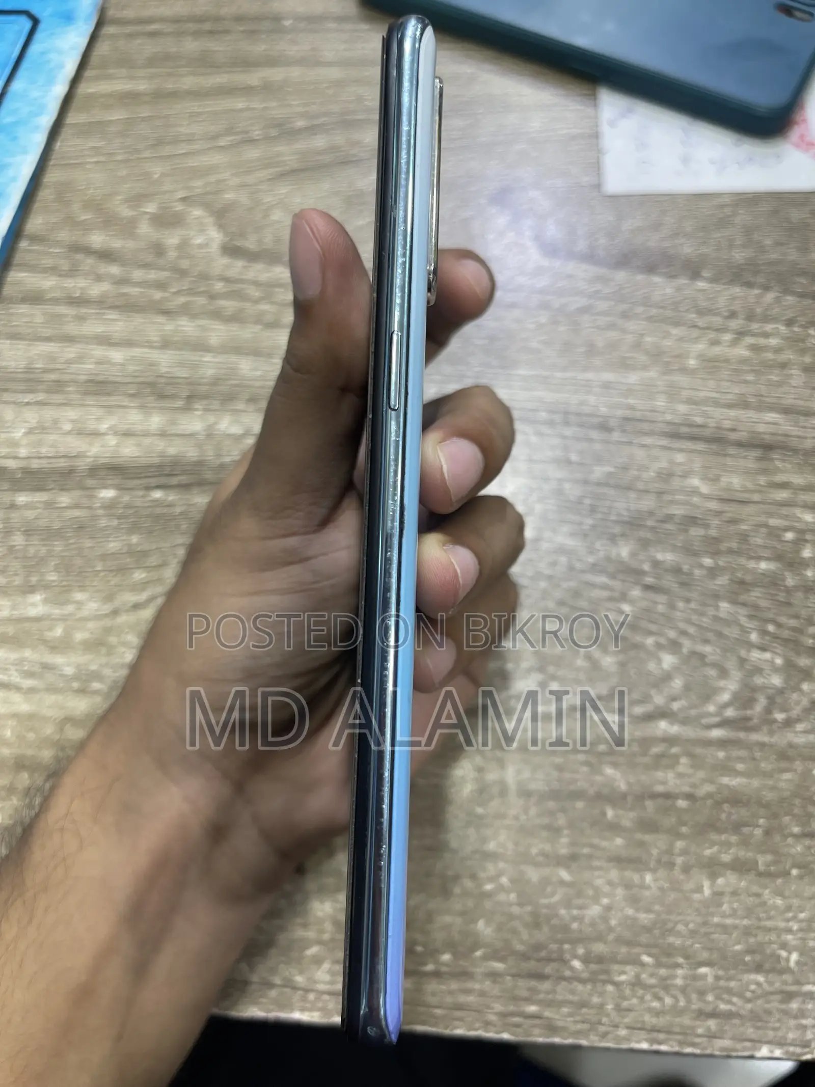 অপো এফ১৫ ২৫৬ জিবি নীল