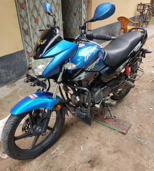 Hero Glamour 2021 Blue