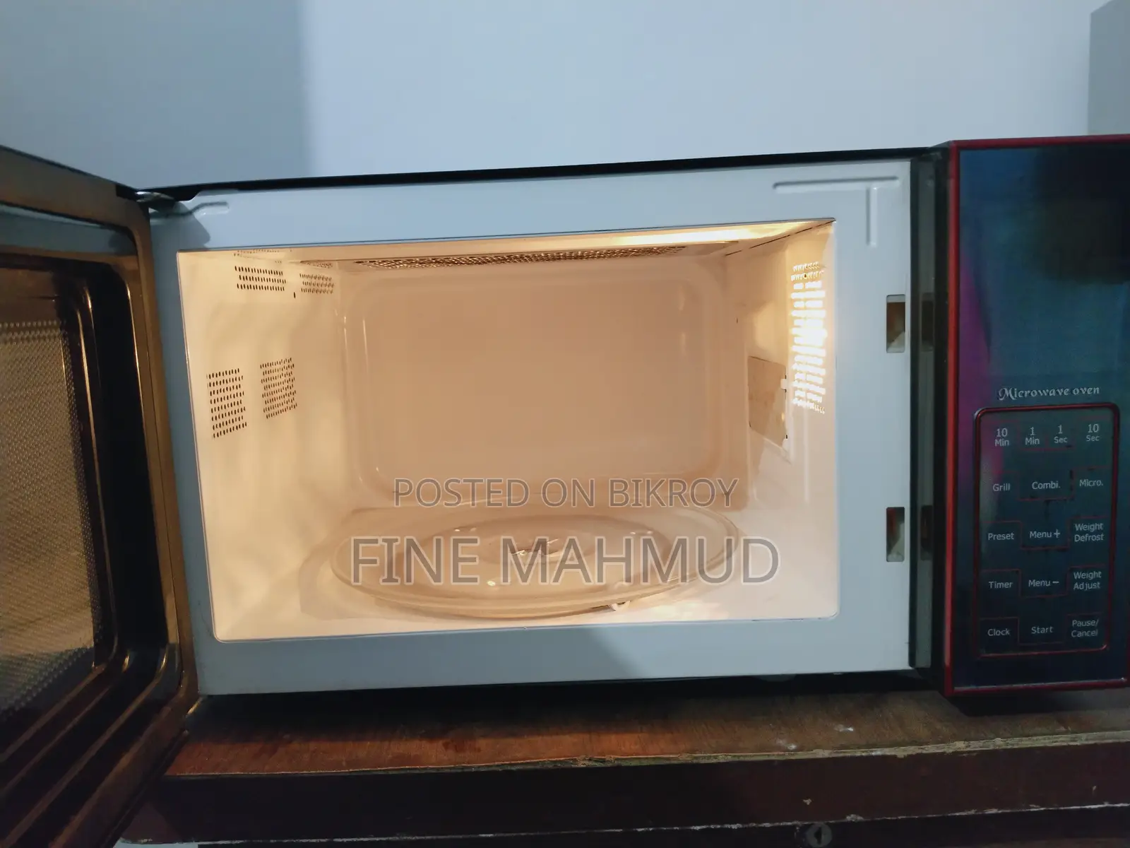 Galanz 25 Litter Microwave Oven With Grill